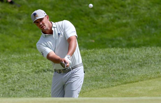 Bryson DeChambeau hits a chip shot onto the seventh hole during the third round of the 2024 PGA, Golf Herren Championship at Valhalla Golf Course on Saturday, May 18, 2024 in Louisville, Kentucky.  KYP20240518053 JOHNxSOMMERSxII