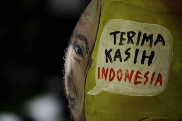 December 2, 2023, Surakarta, Central Java, Indonesia: A spectator was seen painting his body with the face of FIFA President, Gianni Infantino before watching the FIFA U-17 World Cup Final match between Germany and France at Manahan Stadium. Surakarta Indonesia - ZUMAb228 20231202_zip_b228_053 Copyright: xAnggaxBudhiyantox December 2, 2023, Surakarta, Central Java, Indonesia: A spectator was seen painting his body with the face of FIFA Presi imago images 0370496360