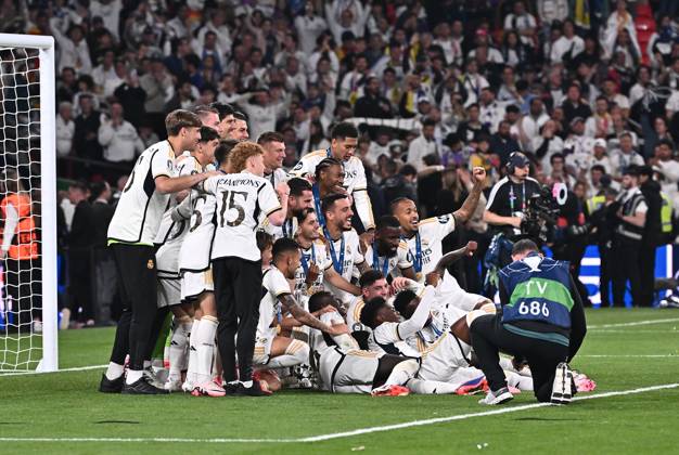 01 06 2024, xfux, Football UEFA Champions League Final 2024, Borussia Dortmund Real Madrid, emspor, v l group photo real DFL DFB REGULATIONS PROHIBIT ANY USE OF PHOTOGRAPHS as IMAGE SEQUENCES and or QUASI VIDEO London