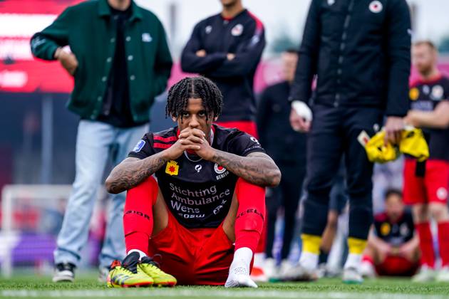 2024-06-02 Excelsior Rotterdam v NAC Breda - Dutch Keuken Kampioen Divisie Promotion Relegation Play Offs Final ROTTERDAM, NETHERLANDS - JUNE 2: Mimeirhel Benita of Excelsior Rotterdam is disappointed about the lose during the Dutch Keuken Kampioen Divisie Promotion Relegation Play Offs Final match between Excelsior Rotterdam and NAC Breda at Van Donge & De Roo Stadion on June 2, 2024 in Rotterdam, Netherlands. (Photo by Joris Verwijst BSR Agency) Rotterdam Netherlands Content not available for redistribution in The Netherlands directly or indirectly through any third parties. Copyright: xBSRxAgencyx