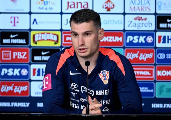 Croatia EURO 2024 press conference, PK, Pressekonferenz Dominik Livkovic of Croatia speak during a Croatia national team, Nationalteam press conference at UEFA EURO, EM, Europameisterschaft,Fussball 2024 Croatia base camp in Neuruppin, Germany on June 11, 2024. MarkoxLukunic PIXSELL