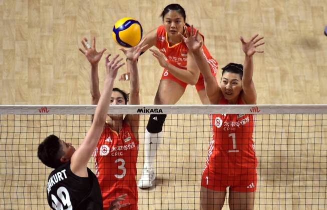 Volleyball, Women, Nations League, China - Turkey
