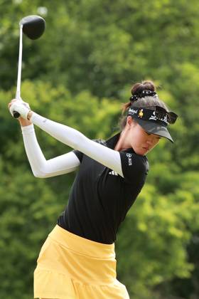 Meijer LPGA, Golf Damen Classic Grace Kim of Australia tees off on the 12th hole during Day Three of the Meijer LPGA Classic for Simply Give golf tournament at Blythefield Country Club in Belmont, MI, USA Saturday, June 15, 2024. Belmont Michigan United States  Copyright: xJorgexLemusx originalFilename:lemus-meijerlp240615_npGR8.jpg