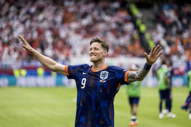 Poland v Netherlands, UEFA EURO, EM, Europameisterschaft,Fussball 2024, Hamburg, Germany Hamburg, Germany. 16th, June 2024. Match winner Wout Weghorst (9) of the Netherlands seen after the UEFA Euro 2024 match in Group D between Poland and the Netherlands at Volksparkstadion in Hamburg. Hamburg Germany Copyright: xGonzalesxPhoto LassexLagonix