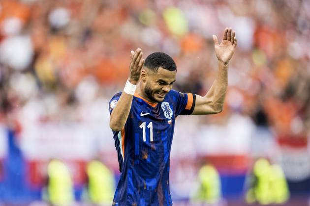 Poland v Netherlands, UEFA EURO, EM, Europameisterschaft,Fussball 2024, Hamburg, Germany Hamburg, Germany. 16th, June 2024. Cody Gakpo (11) of the Netherlands equalises for 1-1 during the UEFA Euro 2024 match in Group D between Poland and the Netherlands at Volksparkstadion in Hamburg. Hamburg Germany Copyright: xGonzalesxPhoto LassexLagonix