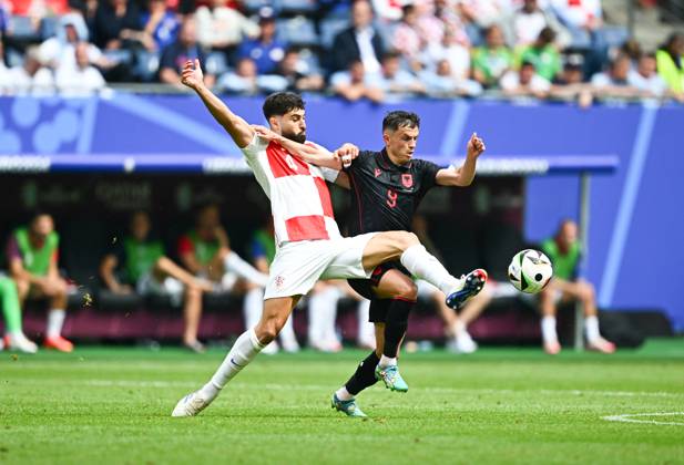 UEFA European Football Championship - UEFA EURO, EM, Europameisterschaft,Fussball 2024 - Croatia vs Albania Josko Gvardiol of Croatia and Jasir Asani of Albania during the EURO 2024, Group B football match between Albania and Croatia on 19 June 2024 at Volksparkstadion Hamburg, Germany. Photo Nderim Kaceli Hamburg Germany  Copyright: xIPAxSport ABACAx