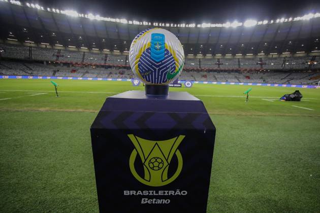 Cruzeiro x Fluminense BELO HORIZONTE, MG - 19.06.2024: CRUZEIRO X FLUMINENSE - (77333) Cruzeiro x Fluminense: Game Ball on the Brasileirão pulpit. Match between Cruzeiro x Fluminense, valid for the tenth round of the 2024 Brazilian Championship, on the evening of this fourth day (19), held at Mineirão, Belo Horizonte, Brazil. (Photo: Allan Calisto Fotoarena) x2558254x  AllanxCalisto