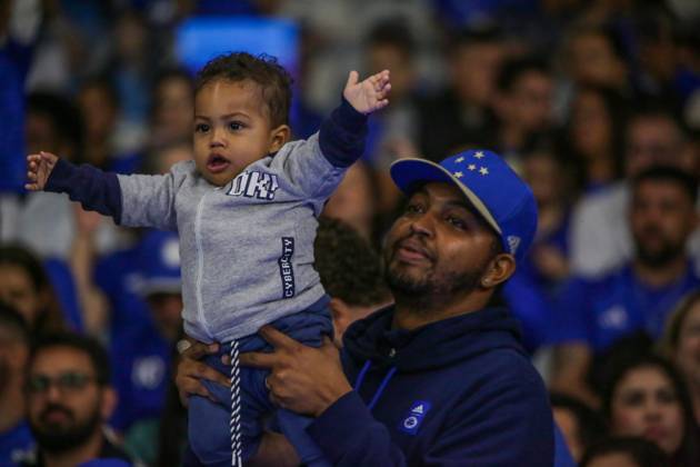 Cruzeiro x Fluminense BELO HORIZONTE, MG - 19.06.2024: CRUZEIRO X FLUMINENSE - (77333) Cruzeiro x Fluminense: Mini Cruzeiro fan. Match between Cruzeiro x Fluminense, valid for the tenth round of the 2024 Brazilian Championship, on the evening of this fourth day (19), held at Mineirão, Belo Horizonte, Brazil. (Photo: Allan Calisto Fotoarena) x2558405x  AllanxCalisto