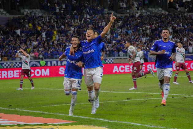 Cruzeiro x Fluminense BELO HORIZONTE, MG - 19.06.2024: CRUZEIRO X FLUMINENSE - (77333) Cruzeiro x Fluminense: Celebration of William& 39;s goal in the match between Cruzeiro x Fluminense, valid for the tenth round of the 2024 Brazilian Championship, on the evening of this fourth day (19), held at Mineirão, Belo Horizonte, Brazil. (Photo: Allan Calisto Fotoarena) x2558544x  AllanxCalisto