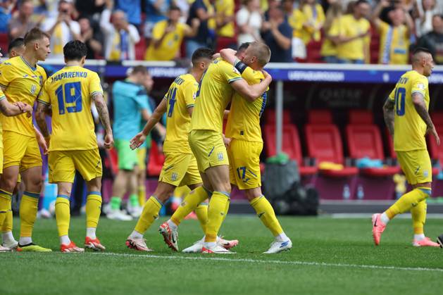 Dusseldorf, Germany 21.06.2024: Roman Yaremchuk of Ukraine score the goal 1-2 and celebrates during the UEFA EURO, EM, Europameisterschaft,Fussball 2024 group stage E football match between Slovakia vs Ukraine at Dusseldorf Arena in Dusseldorf Copyright: xx xx IPA_Agency_IPA47349366