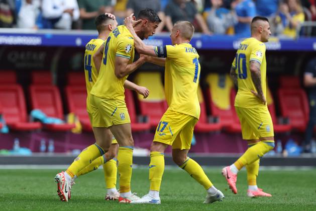 Dusseldorf, Germany 21.06.2024: Roman Yaremchuk of Ukraine score the goal 1-2 and celebrates during the UEFA EURO, EM, Europameisterschaft,Fussball 2024 group stage E football match between Slovakia vs Ukraine at Dusseldorf Arena in Dusseldorf Copyright: xx xx IPA_Agency_IPA47349386