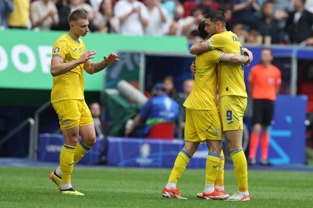 Dusseldorf, Germany 21.06.2024: Roman Yaremchuk of Ukraine score the goal 1-2 and celebrates during the UEFA EURO, EM, Europameisterschaft,Fussball 2024 group stage E football match between Slovakia vs Ukraine at Dusseldorf Arena in Dusseldorf Copyright: xx xx IPA_Agency_IPA47349394