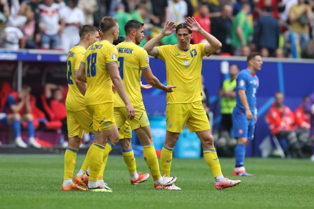 Dusseldorf, Germany 21.06.2024: Roman Yaremchuk of Ukraine score the goal 1-2 and celebrates during the UEFA EURO, EM, Europameisterschaft,Fussball 2024 group stage E football match between Slovakia vs Ukraine at Dusseldorf Arena in Dusseldorf Copyright: xx xx IPA_Agency_IPA47349441