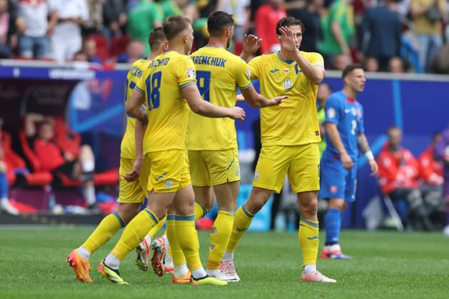Dusseldorf, Germany 21.06.2024: Roman Yaremchuk of Ukraine score the goal 1-2 and celebrates during the UEFA EURO, EM, Europameisterschaft,Fussball 2024 group stage E football match between Slovakia vs Ukraine at Dusseldorf Arena in Dusseldorf Copyright: xx xx IPA_Agency_IPA47349443