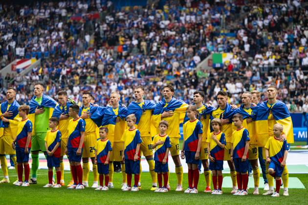 Slovakia v Ukraine: Group E - UEFA EURO, EM, Europameisterschaft,Fussball 2024 The players of Ukraine are singing the national anthem during the UEFA EURO 2024 group stage match between Slovakia and Ukraine at Düsseldorf Arena on June 21, 2024 in Dusseldorf, Germany. Duesseldorf Germany Copyright: xHeshamxElsherifx originalFilename:elsherif-notitle240621_np0Tr