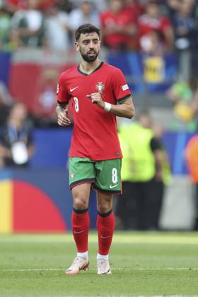 Turkey v Portugal, Dortmund Portugal Bruno Fernandes during the Turkey vs Portugal UEFA Group F match at the BVB Stadion, Dortmund, Germany on 22 June 2024 Editorial use only. All images are copyright Every Second Media Limited. No images may be reproduced without prior permission. Copyright: xIMAGO EveryxSecondxMediax ESM-1038-0074