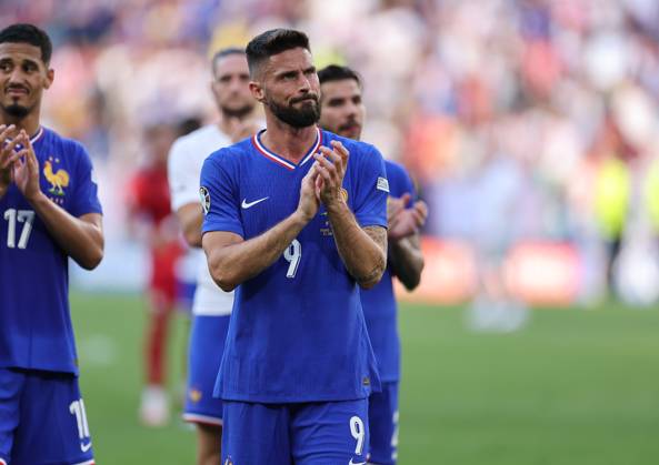 25 06 2024, European Football Championship, UEFA EURO 2024, France Poland, Group D, BVB Stadion Dortmund, v l , Olivier Giroud France disappointed, disappointed looking, dissapointed, sad, frustrated, frustrated, frustrated Copyright: HMBxMedia