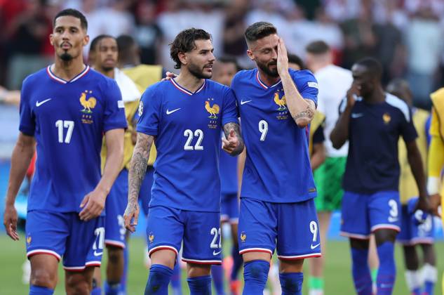 25 06 2024, European Football Championship, UEFA EURO 2024, France Poland, Group D, BVB Stadion Dortmund, v l , Theo Bernard Francois Hernandez France , Olivier Giroud France disappointed, disappointed looking, dissapointed, sad, frustrated, frustrated, frustrated Copyright: HMBxMedia