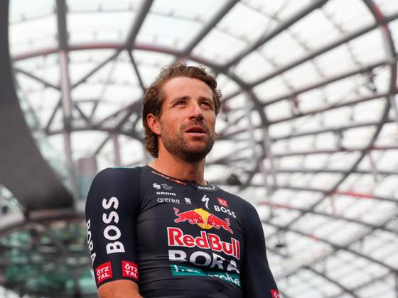 Cycling, Tour de France, Red Bull team presentation