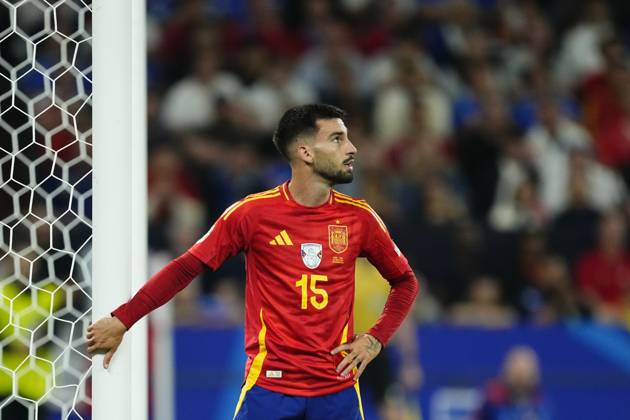 Spain v Italy: Group B - UEFA EURO, EM, Europameisterschaft,Fussball 2024 Alex Baena attacking midfield of Spain and Villarreal CF during the UEFA EURO 2024 group stage match between Spain and Italy at Arena AufSchalke on June 20, 2024 in Gelsenkirchen, Germany. Gelsenkirchen Germany  Copyright: xJosexBretonx originalFilename:bretonhernandez-spainvit240620_npu1p