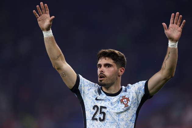 Georgia - Portugal Pedro Neto of Portugal gestures during the UEFA EURO, EM, Europameisterschaft,Fussball 2024 Group F match between Georgia and Portugal at Arena AufSchalke on June 26, 2024 in Gelsenkirchen, Germany . Gelsenkirchen Arena AufSchalke Germany Copyright: xMarcoxCanonierox