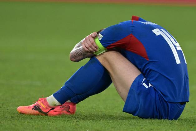 GELSENKIRCHEN, GERMANY - JUNE 30: Milan Skriniar of Slovakia dejected after the UEFA EURO, EM, Europameisterschaft,Fussball 2024 round of 16 match between England and Slovakia at Arena AufSchalke on June 30, 2024 in Gelsenkirchen, G England v Slovakia: Round of 16 - UEFA EURO 2024 Copyright: xSebastianxFrejx