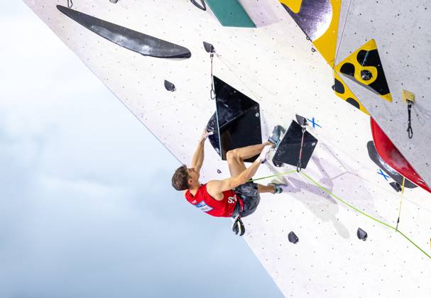 30 06 2024, Innsbruck, AUT, IFSC, Climbing World Cup Innsbruck 2024, Men, Lead Climbing, Final, in the picture Jonas Utelli SUI Jonas Utelli of Switzerland during the final of men Lead competition IFSC Climbing World Cup in Innsbruck, Austria on 2024 06 30 Expa Innsbruck EP_gro