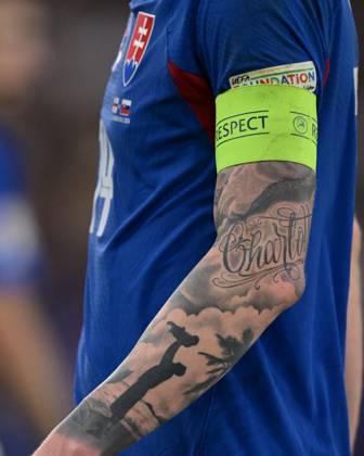 GELSENKIRCHEN, GERMANY - JUNE 30: Milan Skriniar tattoos during the UEFA EURO, EM, Europameisterschaft,Fussball 2024 round of 16 match between England and Slovakia at Arena AufSchalke on June 30, 2024 in Gelsenkirchen, G England v Slovakia: Round of 16 - UEFA EURO 2024 Copyright: xSebastianxFrejx