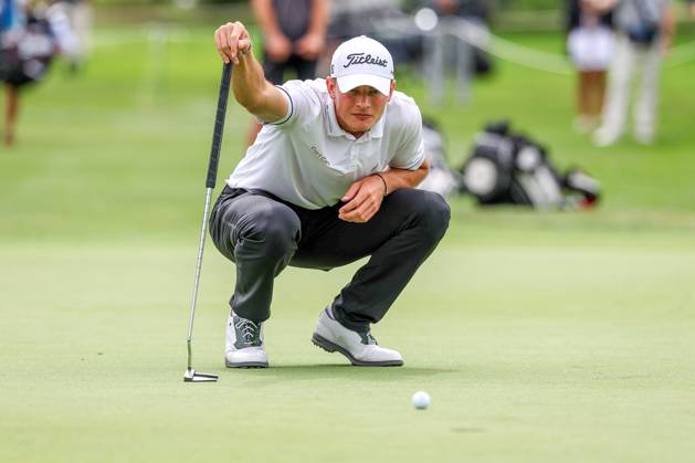 Jannik de Bruyn GER reading the putting line, BMW International Open 2024, Golf, DP World Tour, Men, Round 1, 04 07 2024 Eichenried Bayern Germany Copyright: xkolbert-press ChristianxKolbertx