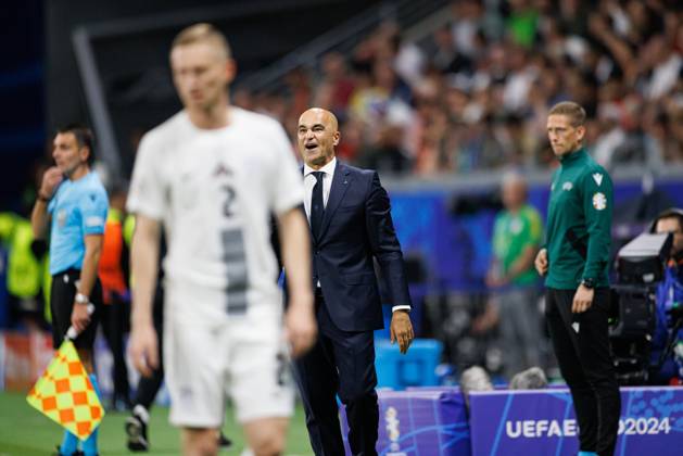 Roberto Martinez seen during UEFA EURO, EM, Europameisterschaft,Fussball 2024 Round of 16 game between national teams of Portugal and Slovenia at Deutsche Bank Park, Germany (Maciej Rogowski) Frankfurt Deutsche Bank Park Germany Copyright: xMaciejxRogowskix portugalslovenia-064