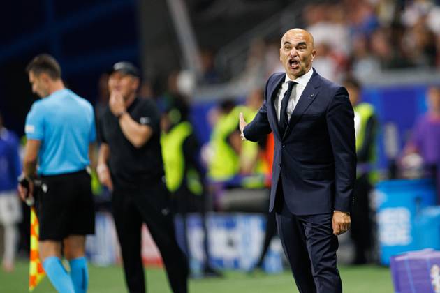 Roberto Martinez seen during UEFA EURO, EM, Europameisterschaft,Fussball 2024 Round of 16 game between national teams of Portugal and Slovenia at Deutsche Bank Park, Germany (Maciej Rogowski) Frankfurt Deutsche Bank Park Germany Copyright: xMaciejxRogowskix portugalslovenia-092