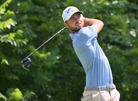 SILVIS, IL - JULY 06: Golfer Adam Svensson tees off on the 2 hole during the third round of the John Deere Golf PGA, Golf Herren Classic on July 06, 2024, at TPC Deere Run in Silvis IL. (Photo by Keith Gillett Icon Sportswire) GOLF: JUL 06 PGA John Deere Classic EDITORIAL USE ONLY Icon24070685