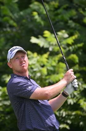 SILVIS, IL - JULY 06: Golfer Hayden Springer watches his ball after teeing off on the 2 hole during the third round of the John Deere Golf PGA, Golf Herren Classic on July 06, 2024, at TPC Deere Run in Silvis IL. (Photo by Keith Gillett Icon Sportswire) GOLF: JUL 06 PGA John Deere Classic EDITORIAL USE ONLY Icon24070696