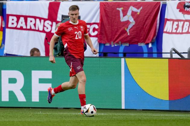 Michel Aebischer (Switzerland) controls the ball, UEFA EURO, EM, Europameisterschaft,Fussball 2024 - Quarter-final, England vs Switzerland, Arena Dusseldorf, July 6, 2024, Dusseldorf, Germany.