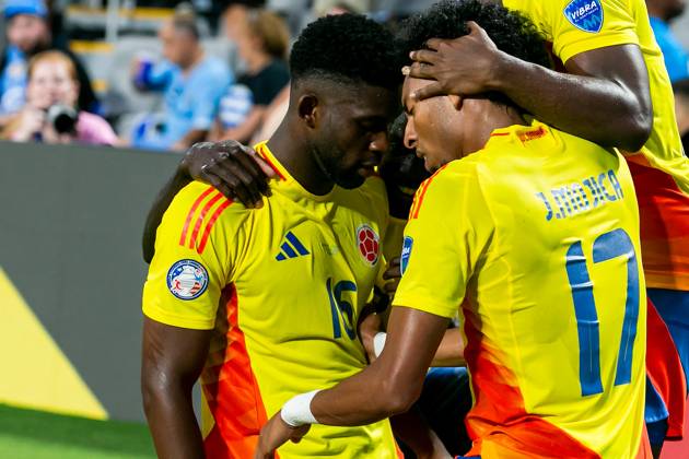 CHARLOTTE, NC - JULY 10: Colombia midfielder Jefferson Lerma (16) celebrates with teammates after scoring a goal during the CONMEBOL Copa America semifinal between Uruguay and Colombia on Wednesday July 10, 2024 at Bank of America Stadium in Charlotte, NC. (Photo by Nick Tre. Smith Icon Sportswire) SOCCER: JUL 10 CONMEBOL Copa America - Semifinals - Uruguay vs Colombia EDITORIAL USE ONLY Icon2407100058