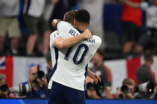 Harry Kane (England)Jude Bellingham (England) celebrates after scoring his team s first goal during the UEFA EURO, EM, Europameisterschaft,Fussball Germany 2024 match between Netherlands 1-2 England at BVB Stadion Dortmund on July 10, 2024 in Dortmund, Germany. Noxthirdxpartyxsales  (259254960)