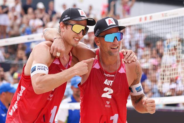 BEACHVOLLEYBALL - Beach Pro Vienna VIENNA,AUSTRIA,12.JUL.24 - Beach volleyball, Beachvolleyball - A1 Beach Pro Vienna. Image shows Julian Hoerl and Alexander Horst (AUT).  GEPAxpictures xMathiasxMandl