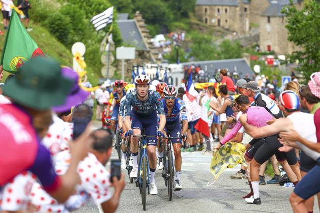 Tour de France 2024 - Stage 14 SAINT-LARY-SOULAN PLA D ADET, FRANCE - JULY 13 : Jorgenson Matteo (USA) of Team Visma Lease a Bike in action during stage 14 of the 111th edition of the Tour de France 2024 cycling race, a stage of 152 kms with start in Pau and finish in Saint-Lary-Soulan Pla d Adet on July 13, 2024 in Saint-Lary-Soulan Pla d Adet, France, 13 07 2024 Saint-Lary-Soulan Pla d Adet France Copyright: xLucaxBettinix