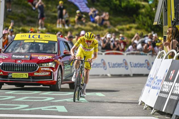 Tour de France 2024 - Stage 15 PLATEAU DE BEILLE, FRANCE - JULY 14 : Pogacar Tadej (SVN) of UAE Team Emirates celebrating his victory during stage 15 of the 111th edition of the Tour de France 2024 cycling race, a stage of 198 kms with start in Loudenvielle and finish in Plateau de Beille on July 14, 2024 in Plateau de Beille, France, 14 07 2024 Plateau de Beille France Copyright: xNicoxVereeckenx