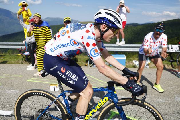 Tour de France 2024 - Stage 15 PLATEAU DE BEILLE, FRANCE - JULY 14 : Vingegaard Hansen Jonas (DEN) of Team Visma Lease a Bike during stage 15 of the 111th edition of the Tour de France 2024 cycling race, a stage of 198 kms with start in Loudenvielle and finish in Plateau de Beille on July 14, 2024 in Plateau de Beille, France, 14 07 2024 Plateau de Beille France Copyright: xJanxDexMeuleneirx