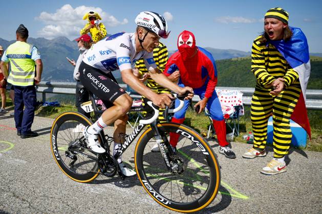 Tour de France 2024 - Stage 15 PLATEAU DE BEILLE, FRANCE - JULY 14 : Evenepoel Remco (BEL) of Soudal - Quick Step during stage 15 of the 111th edition of the Tour de France 2024 cycling race, a stage of 198 kms with start in Loudenvielle and finish in Plateau de Beille on July 14, 2024 in Plateau de Beille, France, 14 07 2024 Plateau de Beille France Copyright: xJanxDexMeuleneirx