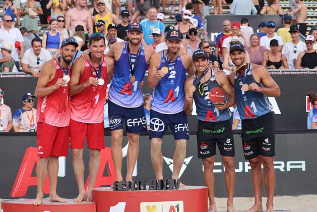 BEACHVOLLEYBALL - Beach Pro Vienna VIENNA,AUSTRIA,14.JUL.24 - Beach volleyball, Beachvolleyball - A1 Beach Pro Vienna. Image shows Bartosz Losiak (POL), Anders Berntsen Mol (NOR), Christian Sandlie Sorum (NOR), Esteban Grimalt (CHI) and Marco Grimalt (CHI). Keywords: medal.  GEPAxpictures xMathiasxMandl