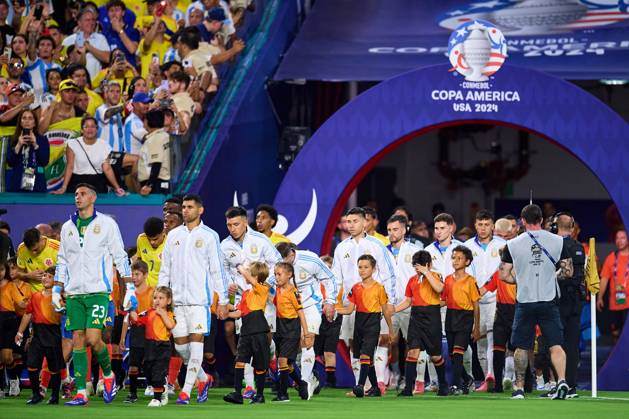 RECORD DATE NOT STATED Copa America USA 2024 Argentina vs Colombia - Final Players of Argentina during Final match between Argentina and Colombia as part of CONMEBOL Copa America USA 2024 at Hard Rock Stadium on July 14, 2024 in Miami Gardens, Florida, United States. MIAMI GARDENS FLORIDA UNITED STATES  Copyright: xJosexLuisxMelgarejox 20240714202049_CA_2024_F_ARG_COL_ARGENTINA113