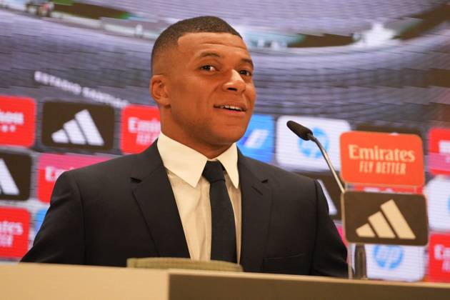Presentation Kylian Mbappe In Real Madrid - Spain Kylian Mbappé during his presentation as a new player of Real Madrid CF at Santiago Bernabeu stadium in Madrid, Spain, on July 16, 2024. Photo by Laurent Lairys ABACAPRESS.COM Madrid Spain Copyright: xLairysxLaurent ABACAx