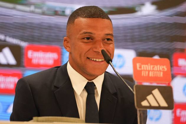 Presentation Kylian Mbappe In Real Madrid - Spain Kylian Mbappé during his presentation as a new player of Real Madrid CF at Santiago Bernabeu stadium in Madrid, Spain, on July 16, 2024. Photo by Laurent Lairys ABACAPRESS.COM Madrid Spain Copyright: xLairysxLaurent ABACAx