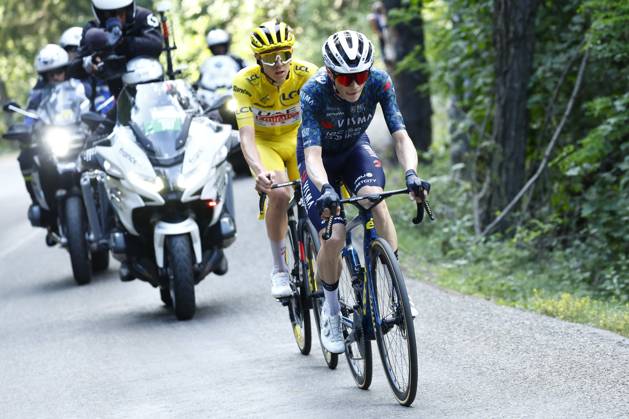 Tour de France 2024 - Stage 20 COL DE LA COUILLOLE, FRANCE - JULY 20 : Vingegaard Hansen Jonas (DEN) of Team Visma Lease a Bike, Pogacar Tadej (SVN) of UAE Team Emirates during stage 20 of the 111th edition of the Tour de France 2024 cycling race, a stage of 132,8 kms with start in Nice and finish in Col de la Couillole on July 20, 2024 in Col de la Couillole, France, 20 07 2024 Col de la Couillole France Copyright: xJanxDexMeuleneirx