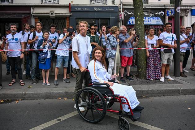 Paris 2024, Olympics, torch relay in Vincennes