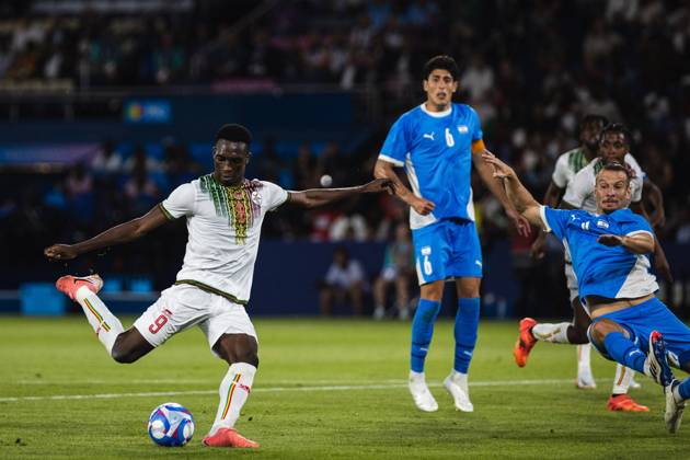 Mali x Israel PARIS, IF - 24.07.2024: MALI X ISRAEL - Football - Paris 2024 Olympics - Israel x Mali, match valid for the first round of the group stage of the men& 39;s competition. Held at the Parc des Princes Stadium, in Paris, France, this Wednesday (24). (Photo: Luca Castro Fotoarena) x2579151x  LucaxCastro