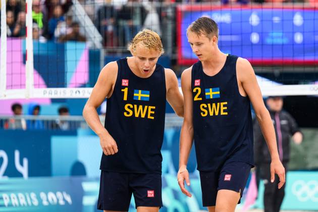 240727 David Ahman and Jonatan Hellvig of Sweden during the beach volleyball match between Sweden and Australia during day 1 of the Paris 2024 Olympic Games on July 27, 2024 in Paris Photo Ludvig Thunman BILDBYRAN code LT LT0644 beachvolleyboll beach volleyball sandvolleyball olympic games olympics os ol olympiska spel olympiske leker paris 2024 paris os paris ol 1 bbeng  Copyright: LUDVIGxTHUNMAN BB240727LT072