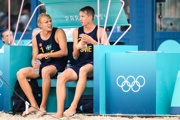 240727 David Ahman and Jonatan Hellvig of Sweden during the beach volleyball match between Sweden and Australia during day 1 of the Paris 2024 Olympic Games on July 27, 2024 in Paris Photo Ludvig Thunman BILDBYRAN code LT LT0644 beachvolleyboll beach volleyball sandvolleyball olympic games olympics os ol olympiska spel olympiske leker paris 2024 paris os paris ol 1 bbeng  Copyright: LUDVIGxTHUNMAN BB240727LT082